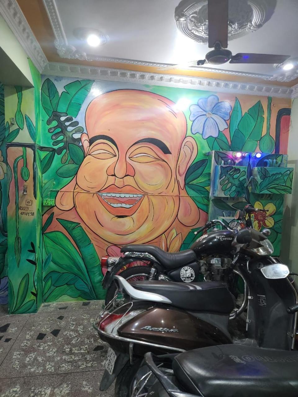 רישיקש Manik Guest House מראה חיצוני תמונה