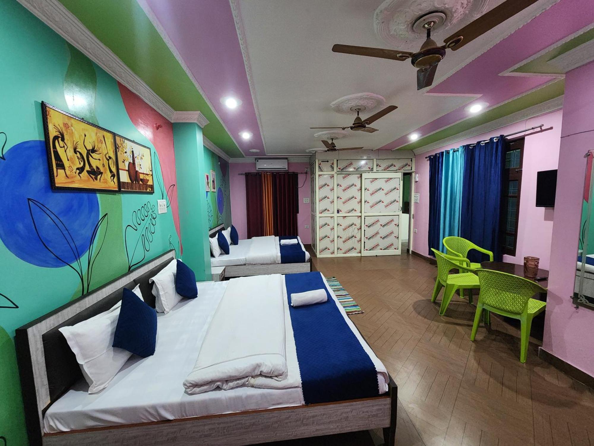רישיקש Manik Guest House מראה חיצוני תמונה